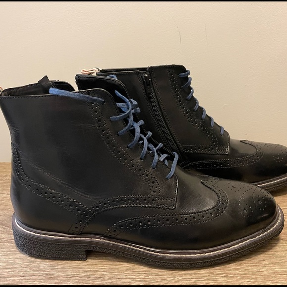 Steve Madden Electric Wingtip Boot (10.5) - Picture 4 of 6